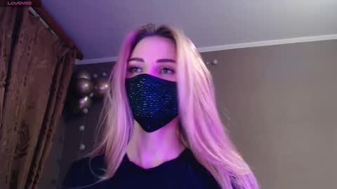 Lily online show from 11.12.25