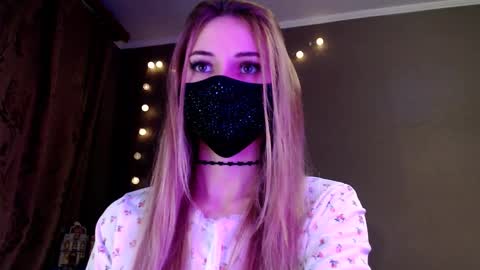 Lily online show from 01.13.26