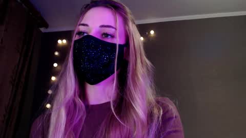 Snapshot of iris_lave chatting on 01.17.26 Lily online show from 01.17.26