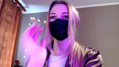 Snapshot of iris_lave chatting on 02.04.26 Lily online show from 02.04.26