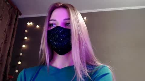 Snapshot of iris_lave chatting on 02.13.26 Lily online show from 02.13.26