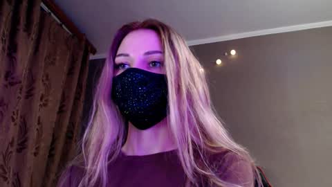 Snapshot of iris_lave chatting on 02.15.26 Lily online show from 02.15.26