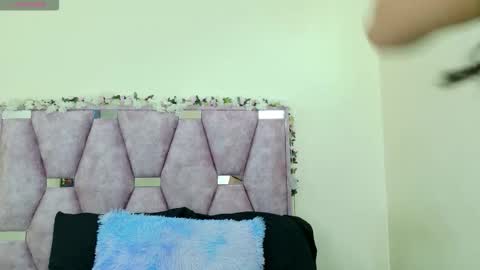 Iris online show from 01.15.26