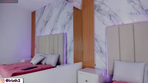 Snapshot of iris_thompson chatting on 01.08.26 Iris online show from 01.08.26