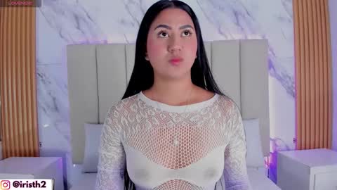 Snapshot of iris_thompson chatting on 02.04.26 Iris online show from 02.04.26