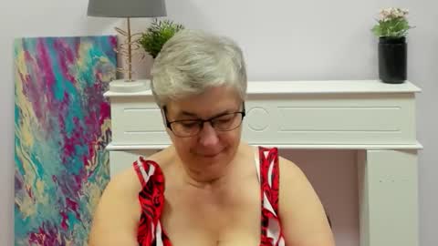 I R I S online show from 09.09.25