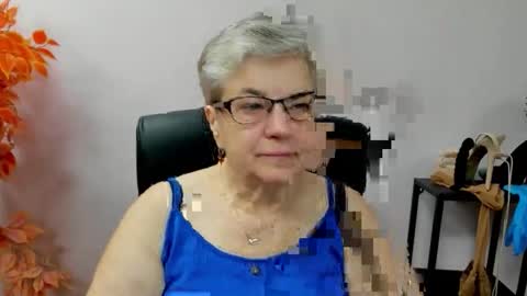 I R I S online show from 10.13.25