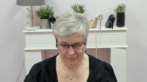 I R I S online show from 03.02.26