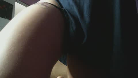 Snapshot of irisbell_ chatting on 01.18.25 Camilla online show from 01.18.25