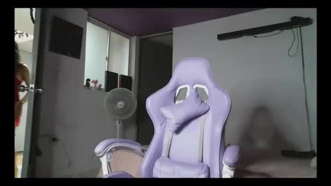 Snapshot of irisbell_ chatting on 09.20.25 Camilla online show from 09.20.25