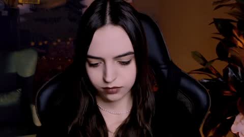 Iris online show from 12.10.24