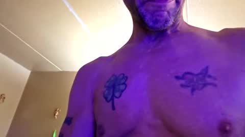 Snapshot of irishborn64 chatting on 09.30.25 irishborn64 online show from 09.30.25