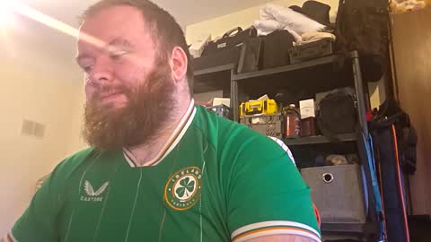 twitter theirishman205 online show from 12.22.25