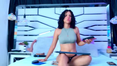 Iris online show from 02.04.25