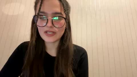 irisss31 online show from 01.27.25