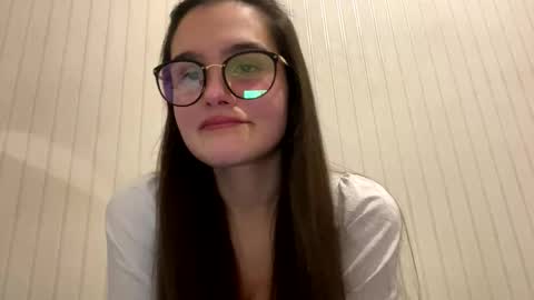 irisss31 online show from 02.27.25