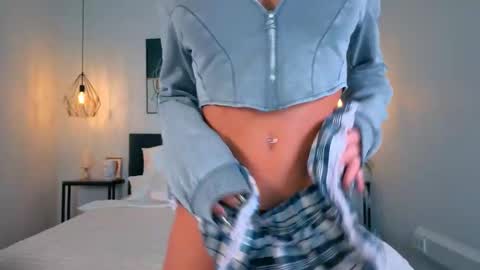  IRMA  FOLLOW ME  online show from 10.13.25