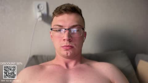 Snapshot of iron__chapman chatting on 11.23.25 Iron online show from 11.23.25