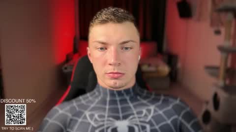 Snapshot of iron__chapman chatting on 11.25.25 Iron online show from 11.25.25