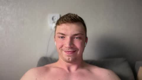 Snapshot of iron__chapman chatting on 12.14.25 Iron online show from 12.14.25