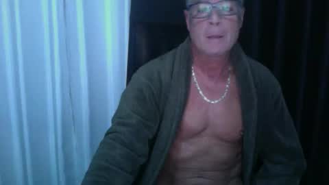 ironout007 online show from 10.15.25