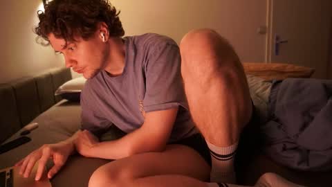 Sam online show from 11.23.25