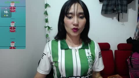 Snapshot of isa_bella___ chatting on 12.16.24 Isa online show from 12.16.24