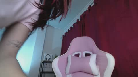 Snapshot of isa_emeralds chatting on 09.20.25 Isabella online show from 09.20.25