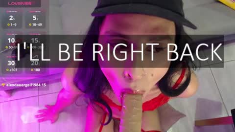 Snapshot of isa_hall chatting on 02.04.25 Isabella Hall online show from 02.04.25