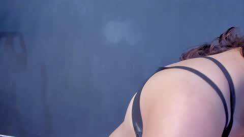 Isabella online show from 01.09.25
