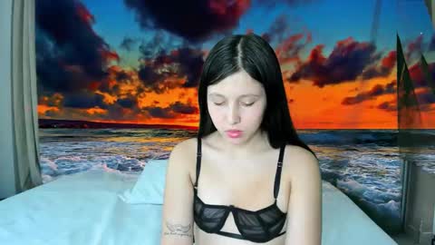 Isa and Leo online show from 11.29.25