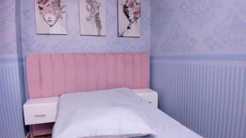    online show from 01.08.25