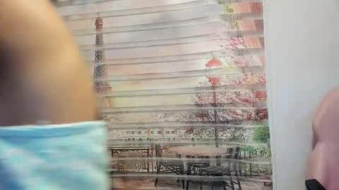    online show from 10.12.25