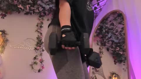 Isabella        online show from 01.31.26