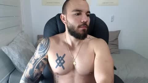 Isaac carter online show from 10.09.25