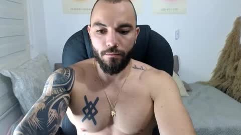 Isaac carter online show from 11.27.25