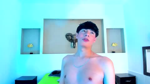 Isaac Kurtt online show from 11.05.25