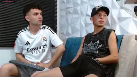 Isaac tan online show from 12.14.25