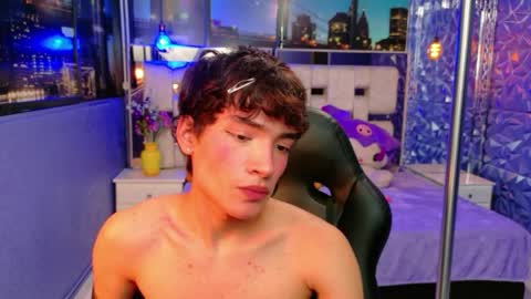 isaacnova online show from 04.16.26