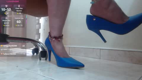 Isabeel Sofia online show from 10.14.25