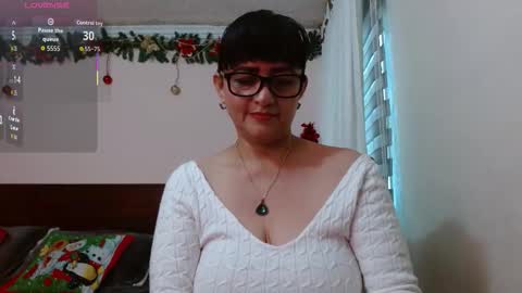 Isabeel Sofia online show from 11.22.25