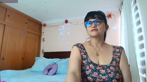 Isabeel Sofia online show from 05.26.26
