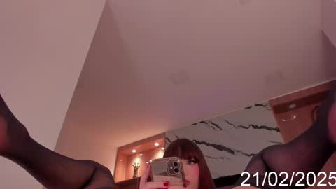 Isabel online show from 02.21.25