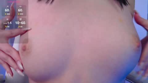 Snapshot of isabel_fontana chatting on 12.10.24 Bella online show from 12.10.24