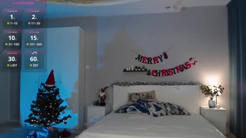 Snapshot of isabel_fontana chatting on 12.14.24 Bella online show from 12.14.24