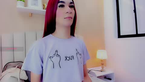 isabel_palmer online show from 06.10.26