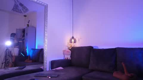 Isabela online show from 05.14.26