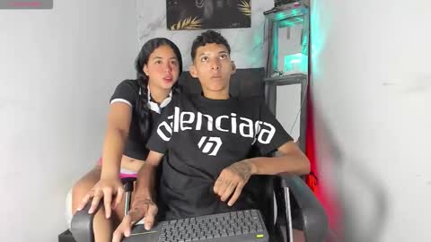 Snapshot of isabela_lux chatting on 11.23.25 Isabella online show from 11.23.25