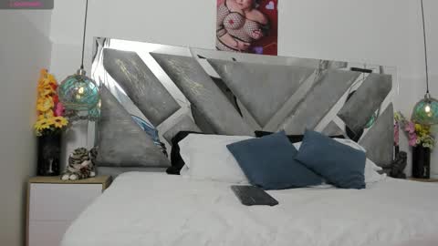 Snapshot of isabela_parkerr chatting on 02.28.26 Mommy Isa online show from 02.28.26