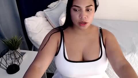 isabelateran online show from 03.24.26
